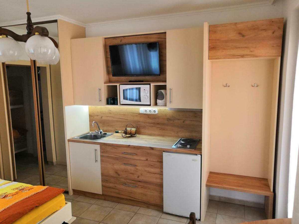 Aqua Azur Apartman Διαμέρισμα Hajdúszoboszló Εξωτερικό φωτογραφία